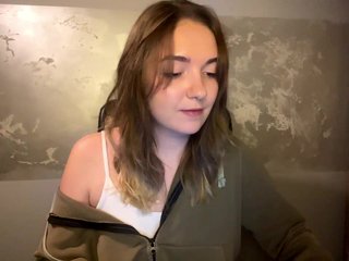 RoxyHorny Porn Show