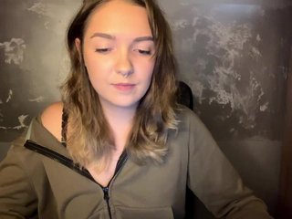 RoxyHorny Porn Show