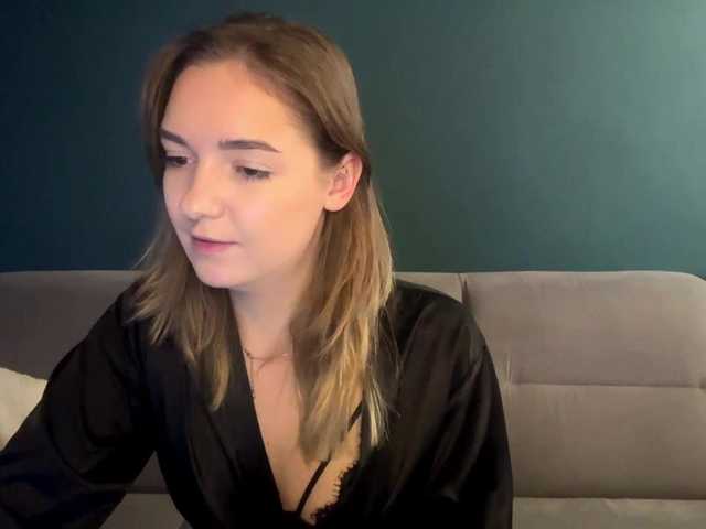 RoxyHorny live cam on BongaCams
