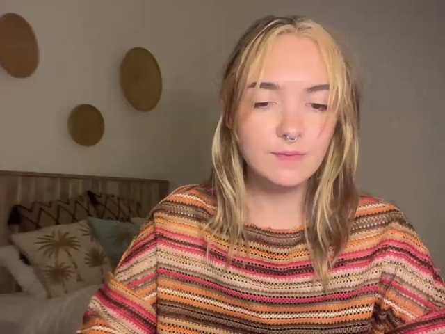 RoxyHorny live cam on BongaCams