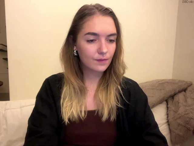 RoxyHorny live cam on BongaCams
