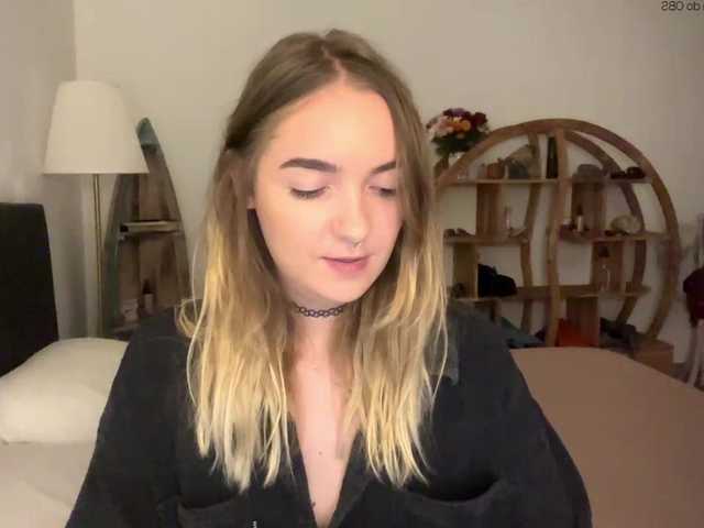 RoxyHorny webcam