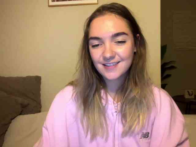 RoxyHorny webcam