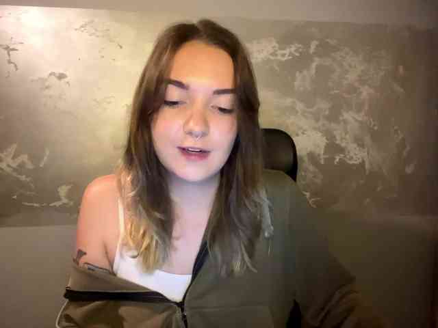 RoxyHorny webcam