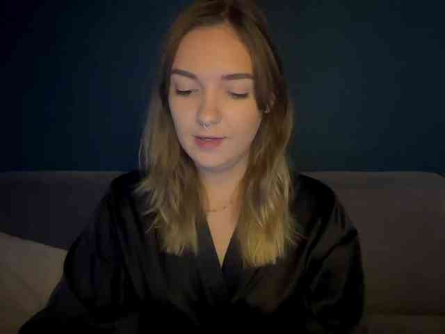 RoxyHorny webcam