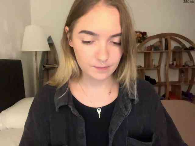 RoxyHorny webcam