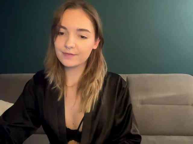 RoxyHorny webcam