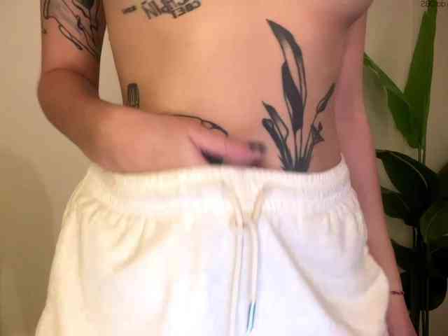 RoxyHorny webcam