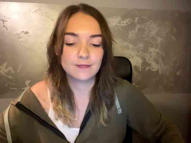 RoxyHorny webcam
