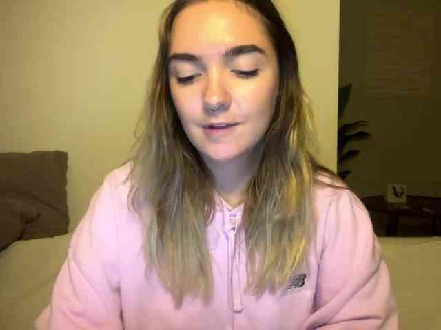 RoxyHorny webcam
