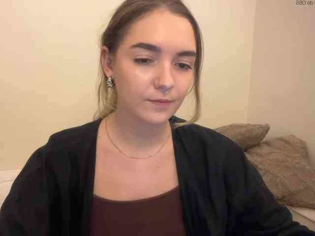 RoxyHorny webcam