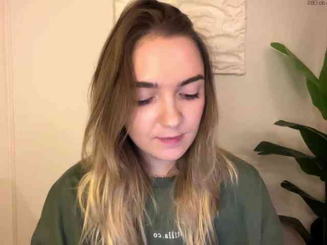RoxyHorny webcam