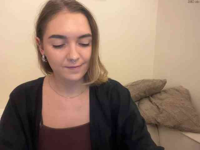 RoxyHorny webcam