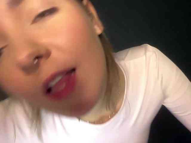 Model: RoxyHorny