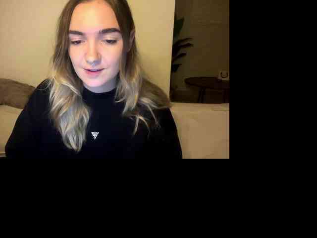 RoxyHorny webcam