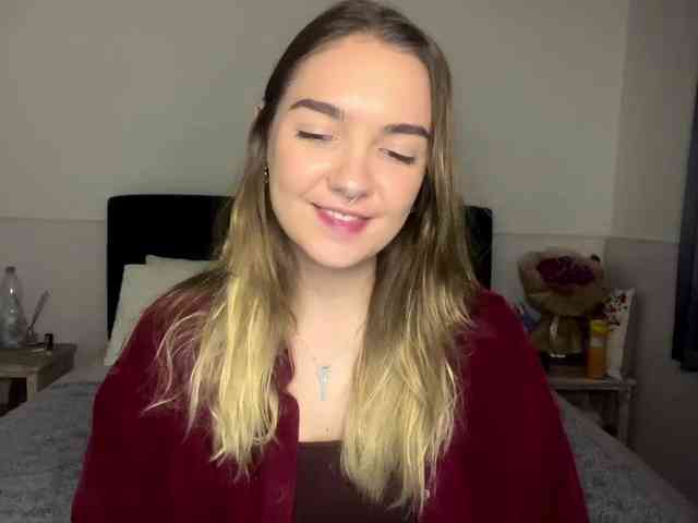 RoxyHorny webcam