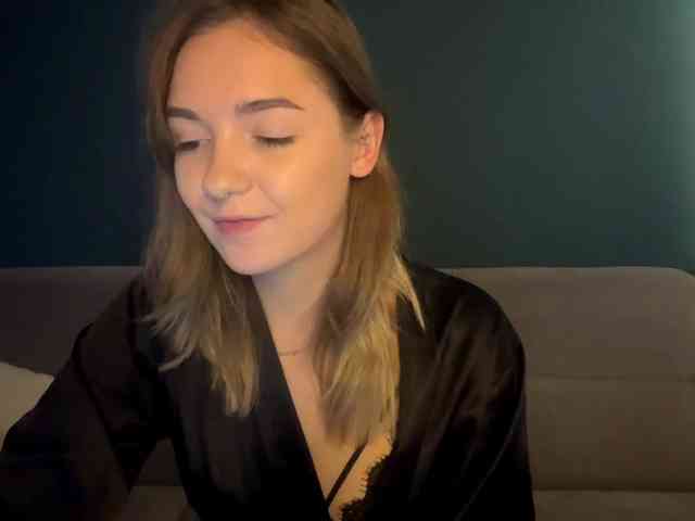 RoxyHorny webcam