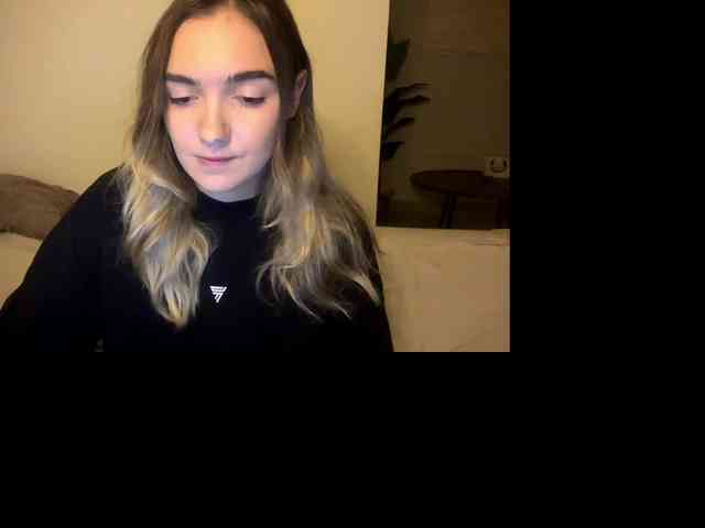 RoxyHorny webcam