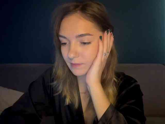RoxyHorny webcam