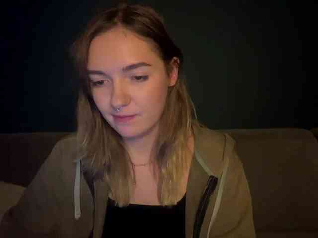 RoxyHorny webcam