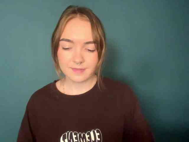 RoxyHorny webcam