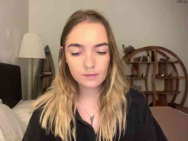 RoxyHorny webcam