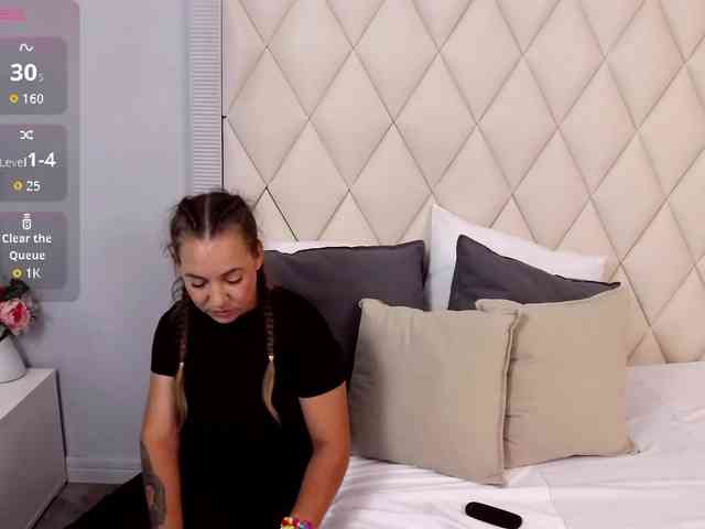 LauraSnow webcam