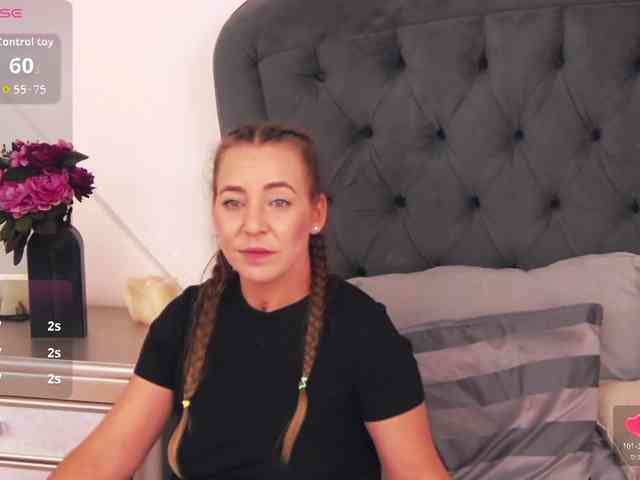LauraSnow webcam