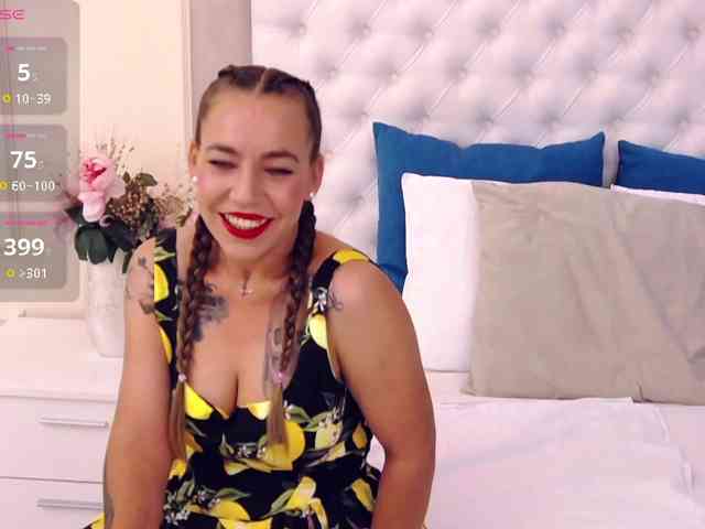LauraSnow webcam