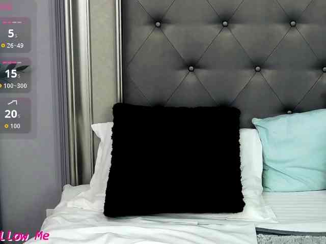 LauraSnow webcam