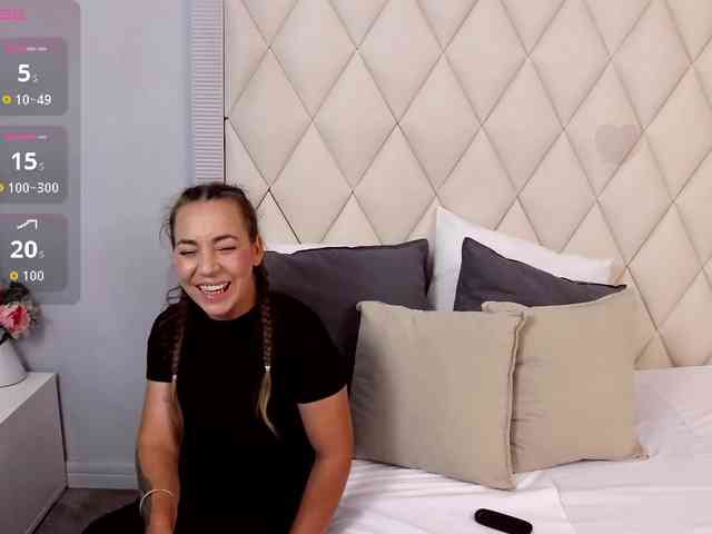 LauraSnow webcam