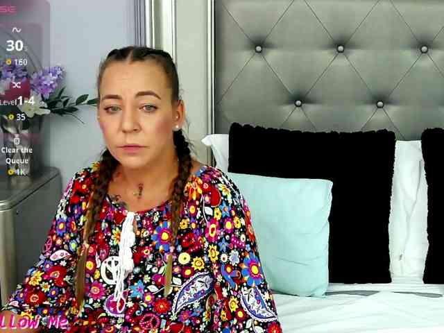 LauraSnow webcam