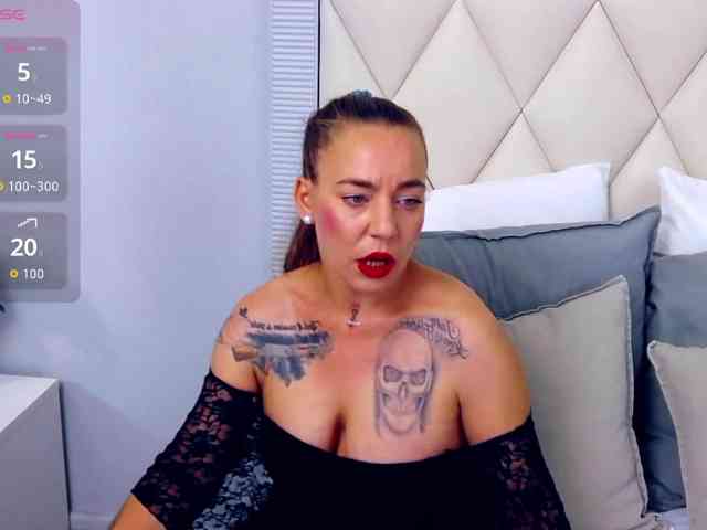 LauraSnow webcam