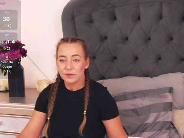 LauraSnow webcam
