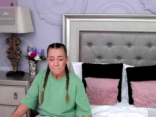 LauraSnow webcam