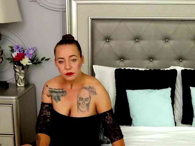 LauraSnow webcam