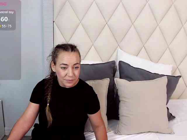LauraSnow webcam