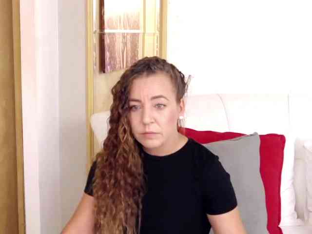 LauraSnow webcam