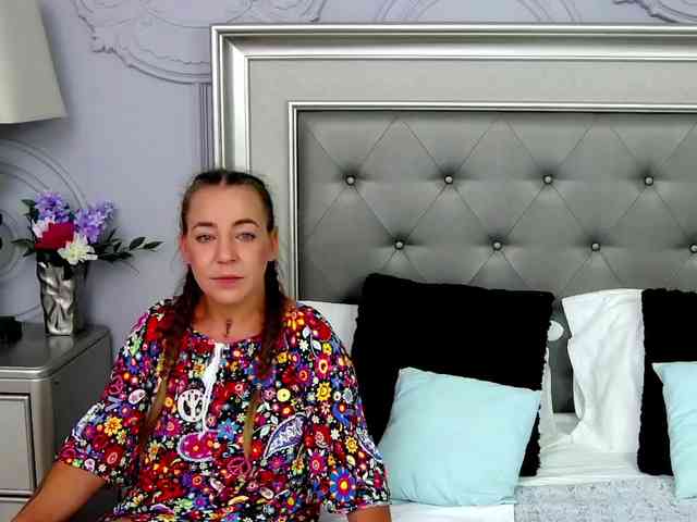 LauraSnow webcam