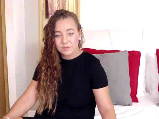 LauraSnow webcam