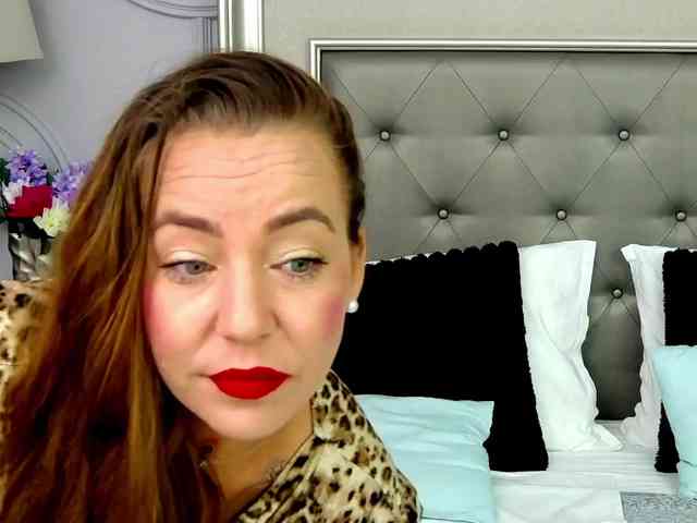 LauraSnow webcam