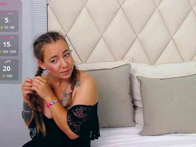 LauraSnow webcam