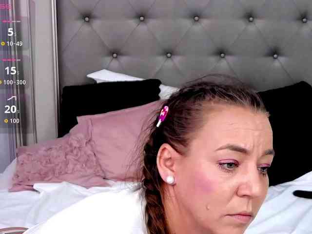 LauraSnow webcam