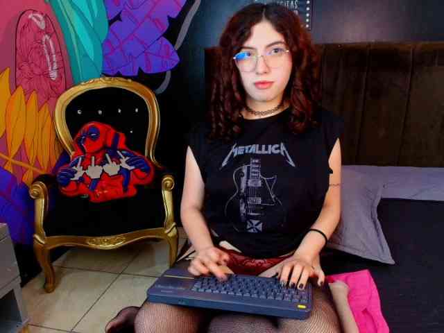 CassieRosse webcam
