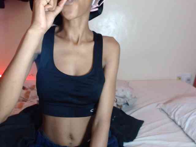 hornylittleprincess6