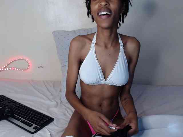 hornylittleprincess6