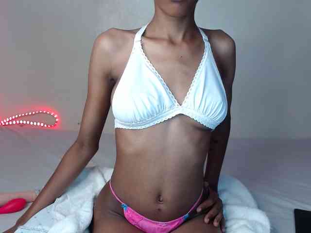 hornylittleprincess6 webcam