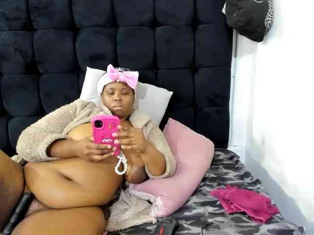 SexyMelanin19 webcam