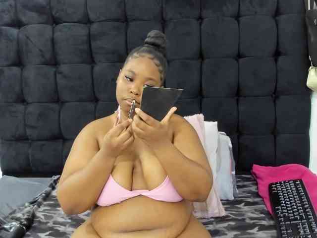 SexyMelanin19 webcam