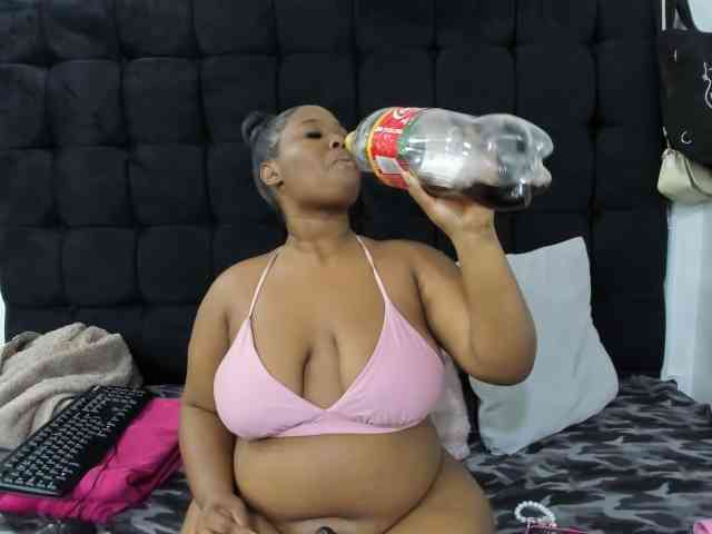 SexyMelanin19 webcam